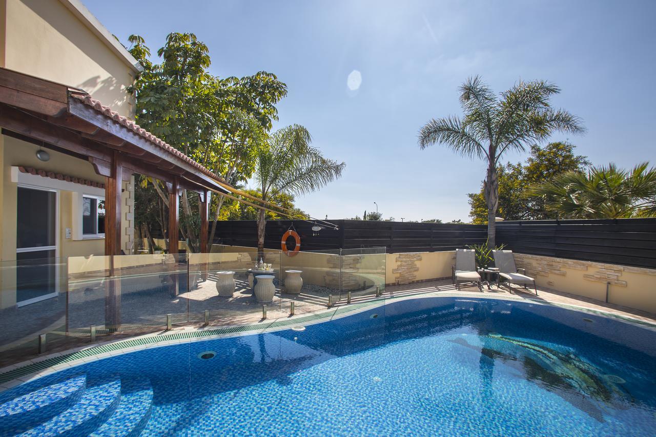 Ayia Napa Tropical Beach Villa Exterior foto